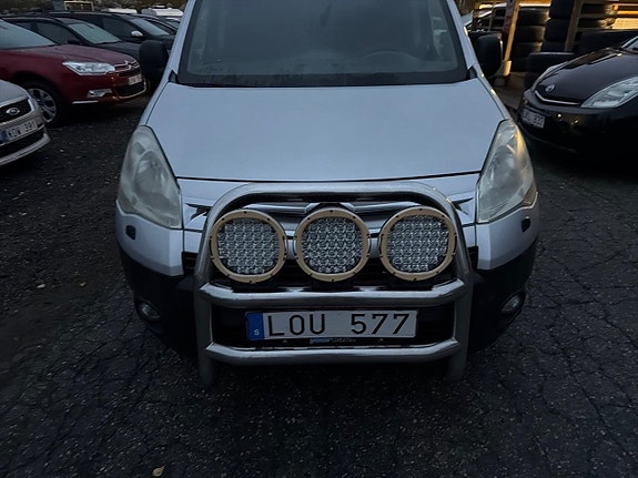 Citroen Berlingo 11 of 24