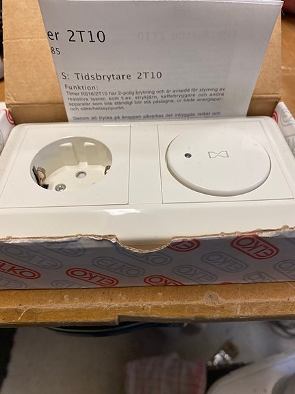 Product image 1 of 2