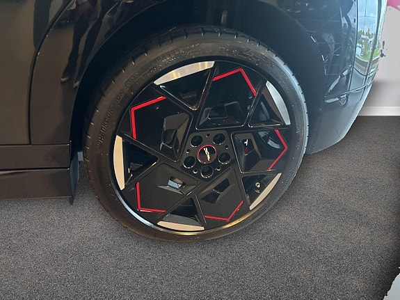 MINI John Cooper Works 14 of 16