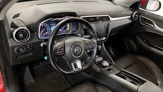 MG ZS EV 4 of 17