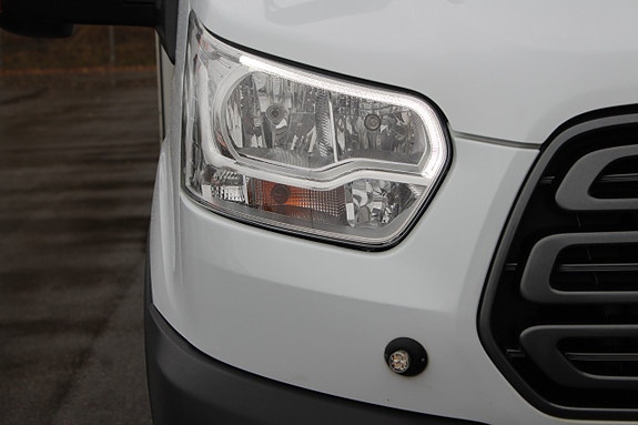 Ford Transit 21 of 29