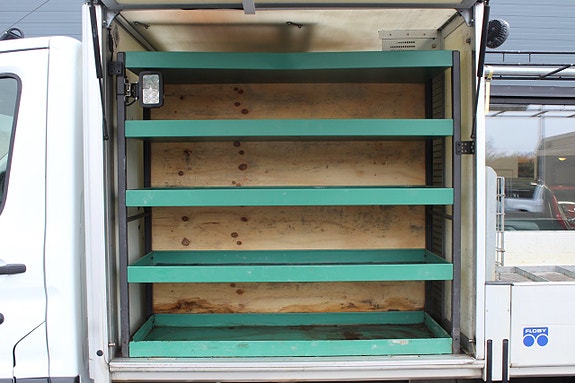Ford Transit 15 of 29