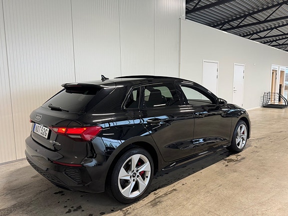 Audi A3 4 of 23