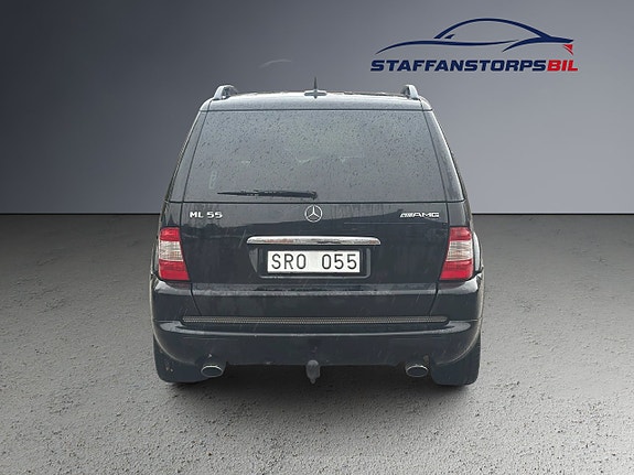 Mercedes-Benz ML 55 AMG 6 of 12