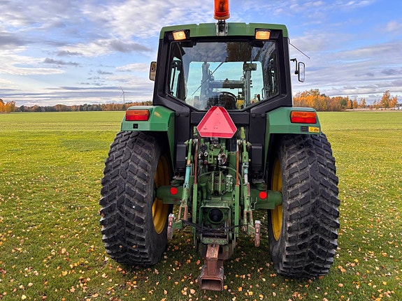 John Deere 6300 Lastare Vikplog 6 of 12