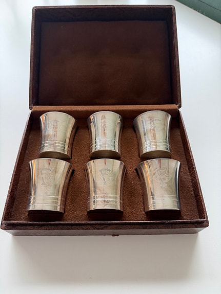 Product image 1 of 4