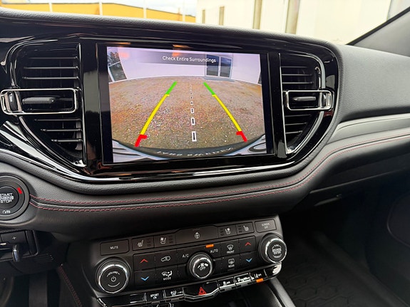 Dodge Durango 8 of 15