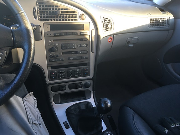 Saab 9-5 9 of 14
