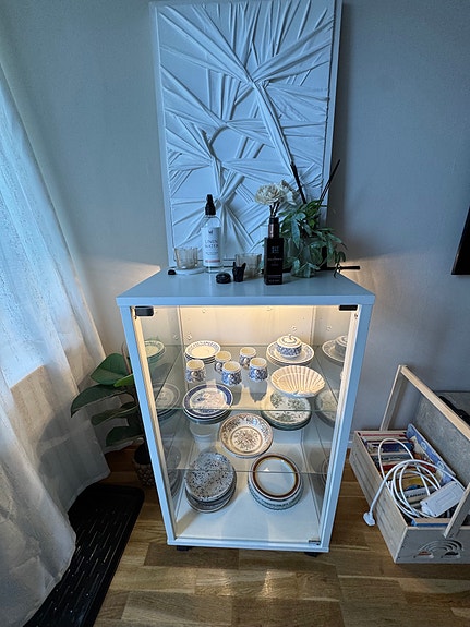 Product image 1 of 4