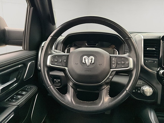Dodge RAM 1500 18 of 30