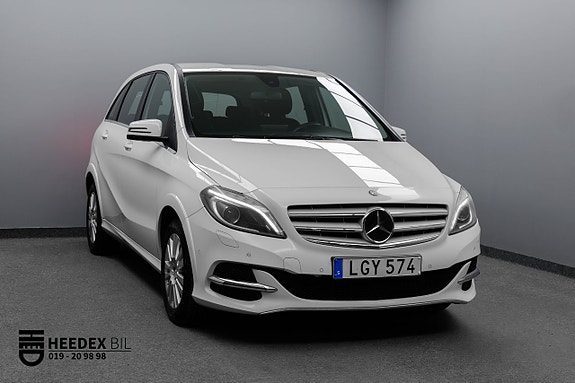Mercedes-Benz B200