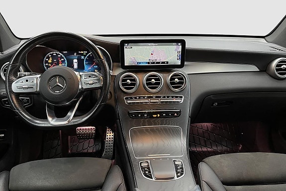 Mercedes-Benz GLC 300 de 12 of 18