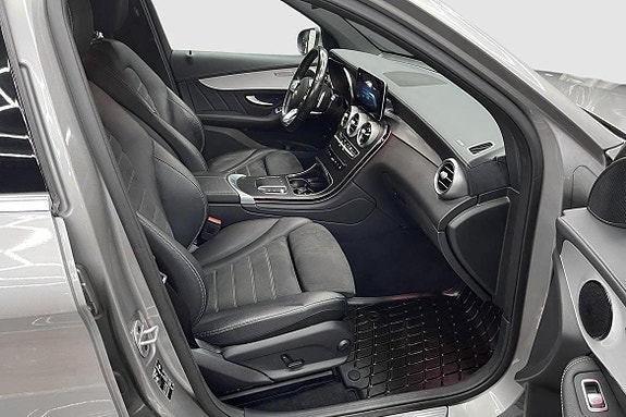 Mercedes-Benz GLC 300 de 15 of 18