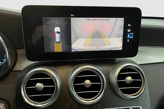 Mercedes-Benz GLC 300 de 18 of 18