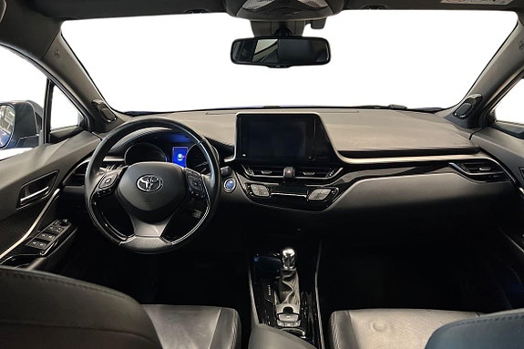 Toyota C-HR 8 of 20