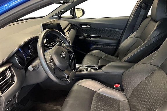 Toyota C-HR 12 of 20