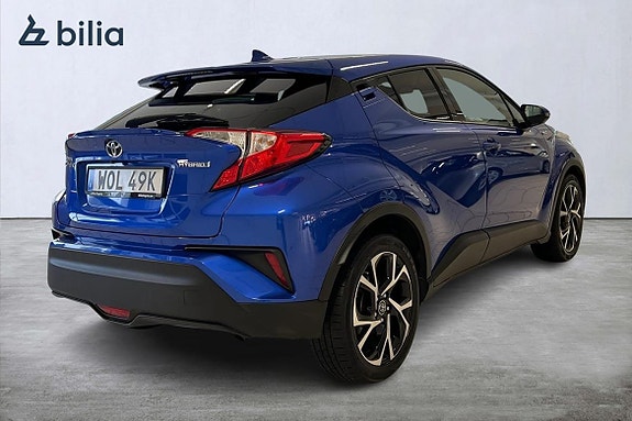 Toyota C-HR 17 of 20
