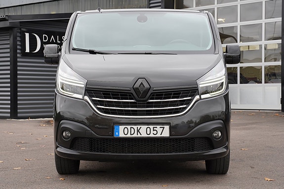 Renault Trafic 7 of 27