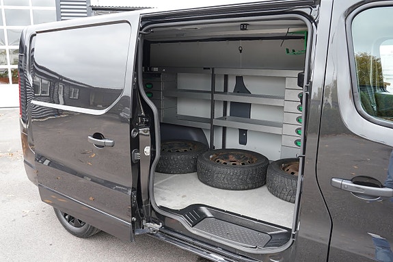 Renault Trafic 15 of 27