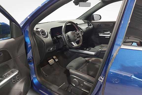 Mercedes-Benz GLA 250 e 6 of 13