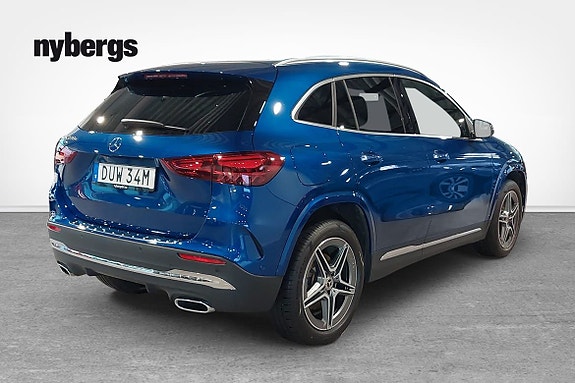 Mercedes-Benz GLA 250 e 4 of 13