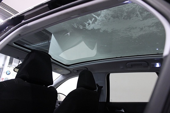Peugeot 308 SW 10 of 30