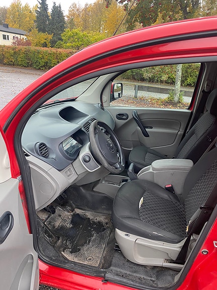 Renault Kangoo Express Maxi 4 of 4