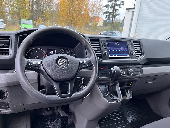 Volkswagen Crafter 10 of 15