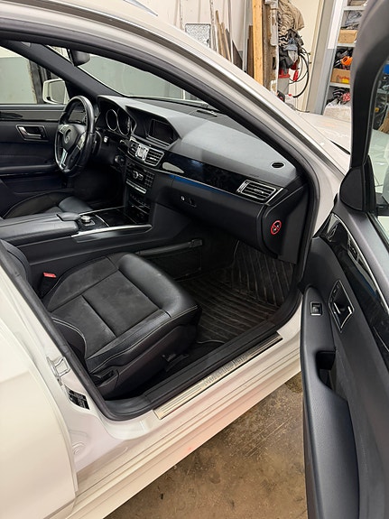 Mercedes-Benz E 250 7 of 11