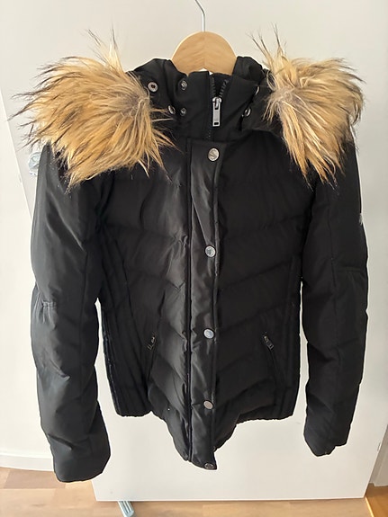 Product image 1 of 8