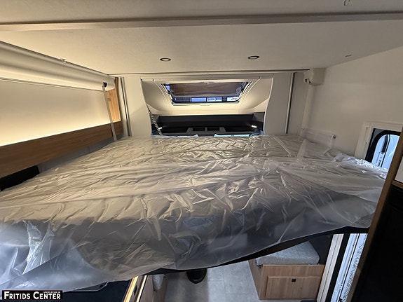 Challenger Challenger 337 Graphite Edition M27 18 of 21