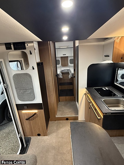 Challenger Challenger 337 Graphite Edition M27 8 of 21