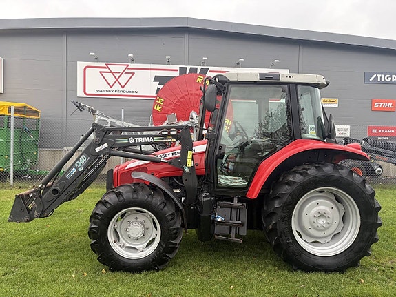 Massey Ferguson 5445 Skog /Lastare