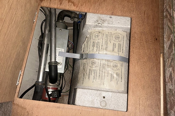 Polar 570 AERO 25 of 27
