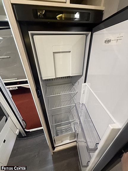 Challenger 328 Graphite 13 of 17