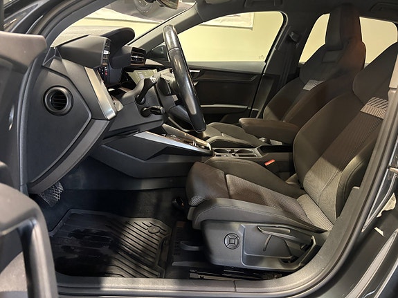 Audi A3 8 of 26