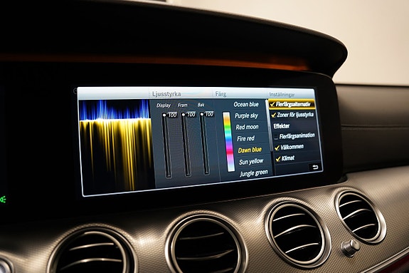 Mercedes-Benz E 220 d 23 of 30
