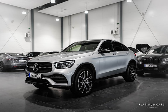 Mercedes-Benz GLC 300 e 15 of 22