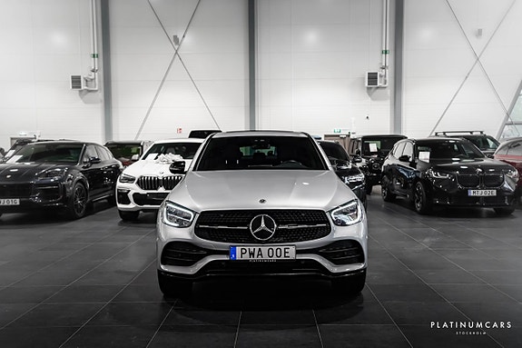 Mercedes-Benz GLC 300 e 3 of 22