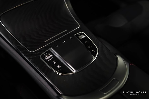 Mercedes-Benz GLC 300 e 14 of 22