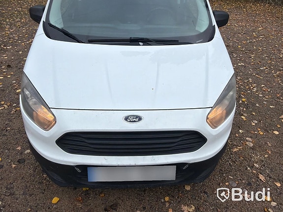 Ford Transit Courier 8 of 25