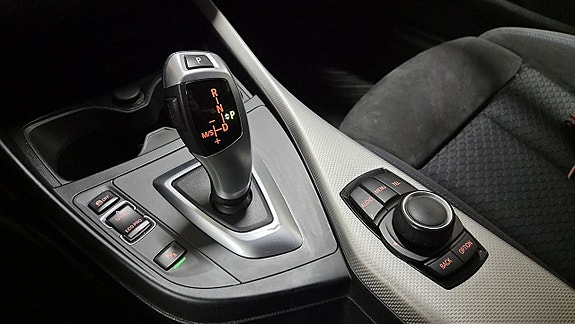 BMW 120d 17 of 26