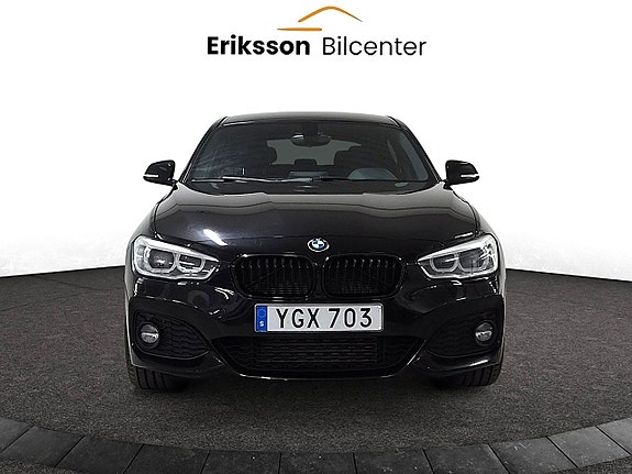 BMW 120d 3 of 26