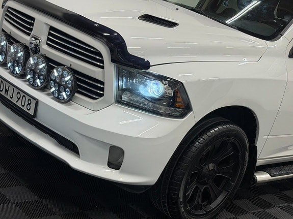 Dodge RAM 1500 8 of 30