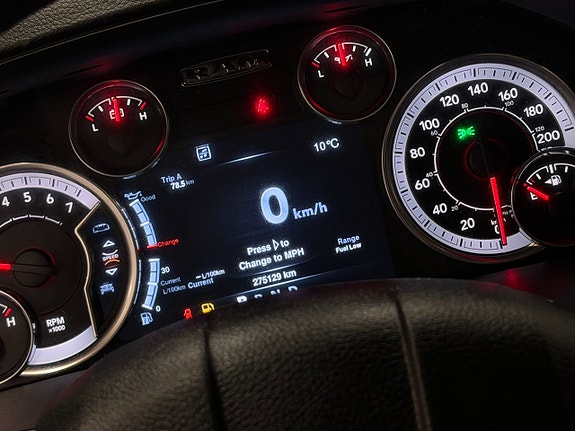 Dodge RAM 1500 23 of 30
