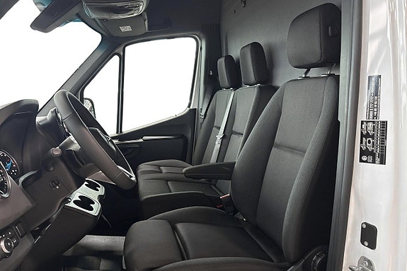 Mercedes-Benz eSprinter 314 11 of 15