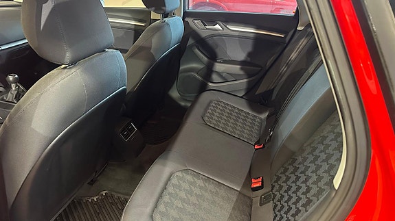 Audi A3 5 of 12
