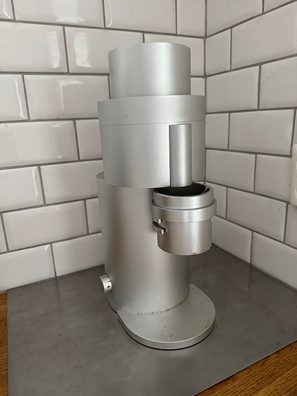 Product image 1 of 2