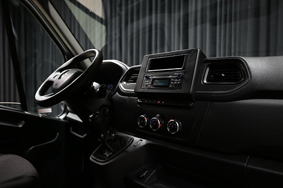 Renault Master 24 of 25