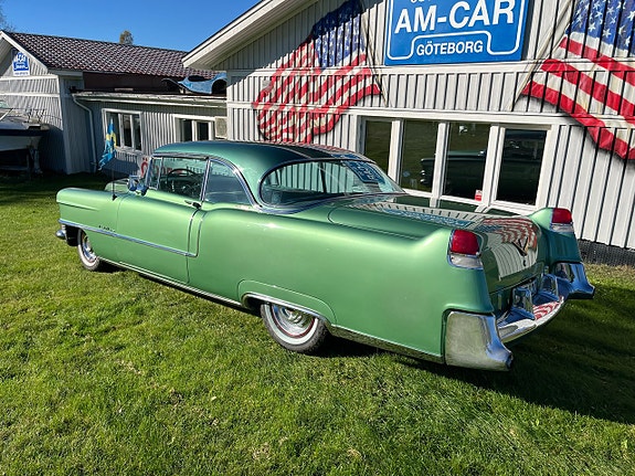 Cadillac Coupé DeVille 8 of 15